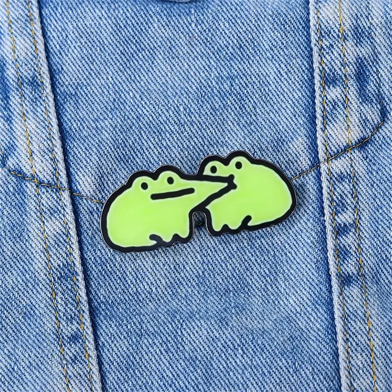 Broche de sapinho